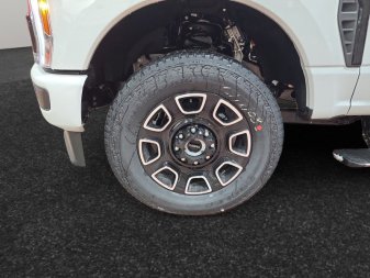 2026 Ford F-350 Super Duty Platinum  - Power Stroke - Image 14