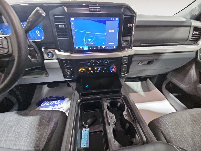 Ford F-350 Super Duty XLT  - Power Stroke 1FT8W3BT8TEC87704 133262