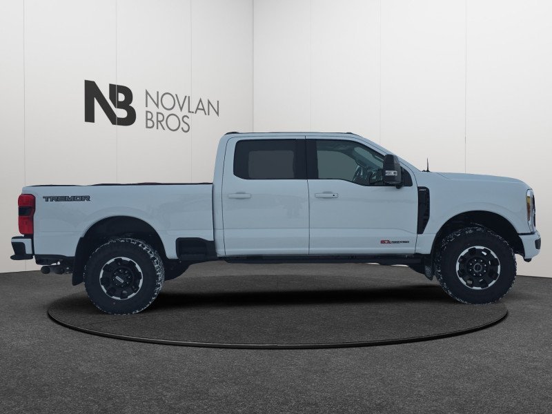 Ford F-350 Super Duty Lariat 1FT8W3BM0TEC70355 133222