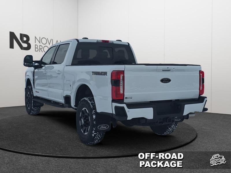 Ford F-350 Super Duty Lariat 1FT8W3BM0TEC70355 133343