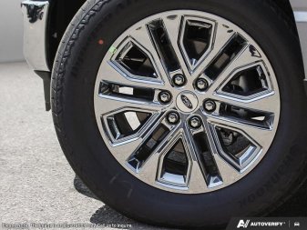 2026 Ford F-150 LARIAT  - Sunroof - Image 7