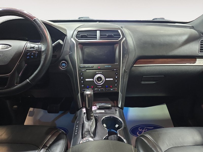 Ford Explorer Platinum  - Sunroof - Heated Seats 1FM5K8HT2KGA74488 140275