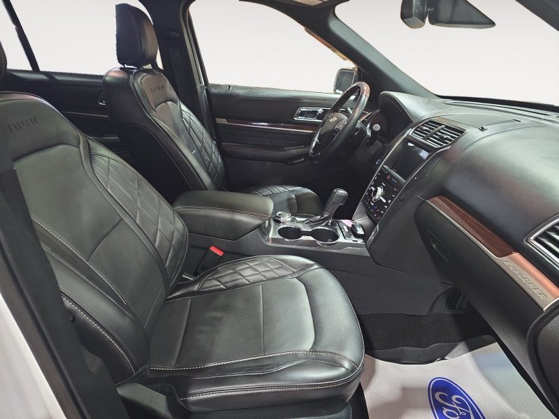 Ford Explorer Platinum  - Sunroof - Heated Seats 1FM5K8HT2KGA74488 140278