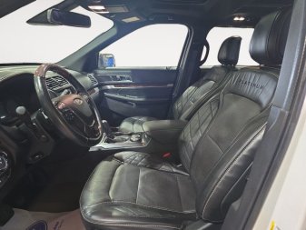 2019 Ford Explorer Platinum  - Sunroof - Heated Seats - Image 8