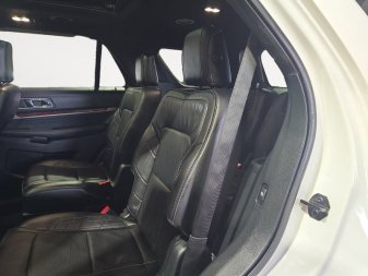 2019 Ford Explorer Platinum  - Sunroof - Heated Seats - Image 12