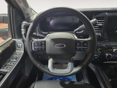 2026 Ford F-350 Super Duty Lariat  - Power Stroke - Image 11