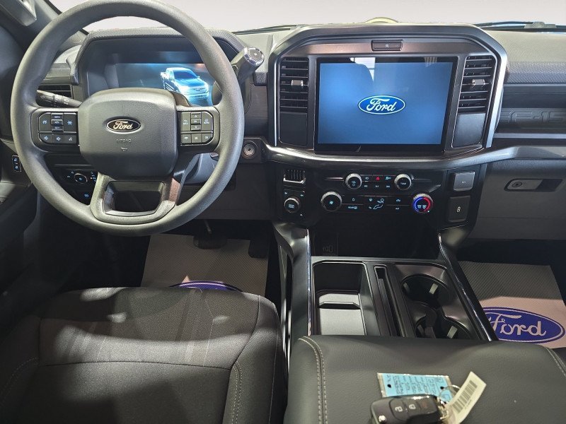 Ford F-150 STX  - 20 inch Wheels - Fog Lamps 1FTEW2LP4TKD38342 137012