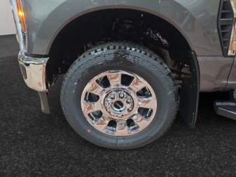 2026 Ford F-250 Super Duty Lariat  - Premium Audio - Image 14