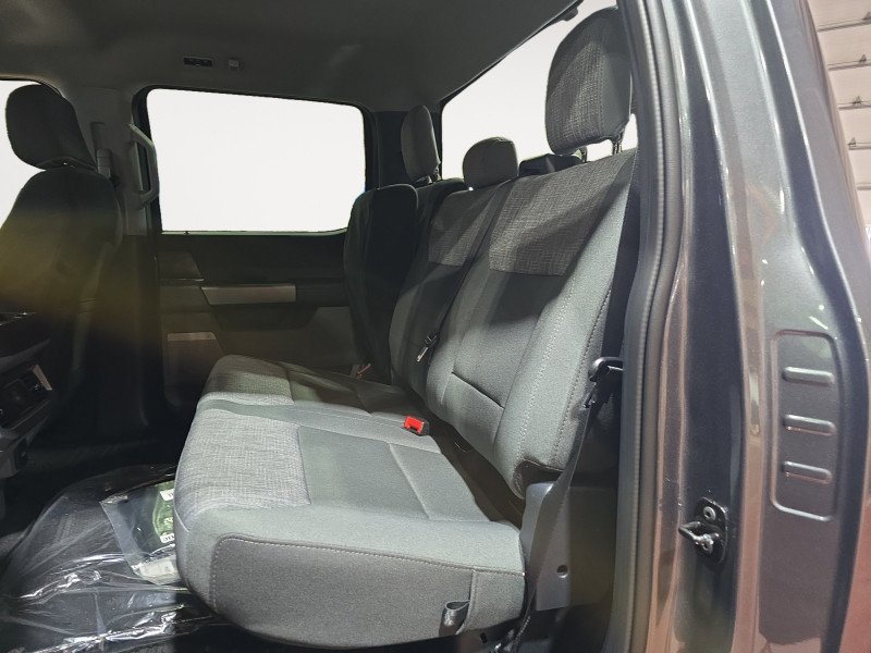 Ford F-350 Super Duty XLT  - Diesel Engine 1FT8W3BT2TED76555 137749