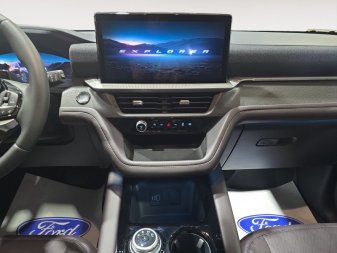 2026 Ford Explorer Platinum  - Leather Seats - Image 10