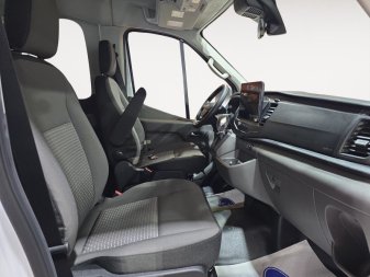 2026 Ford Transit Passenger Wagon XL  - Tow Package - Image 12
