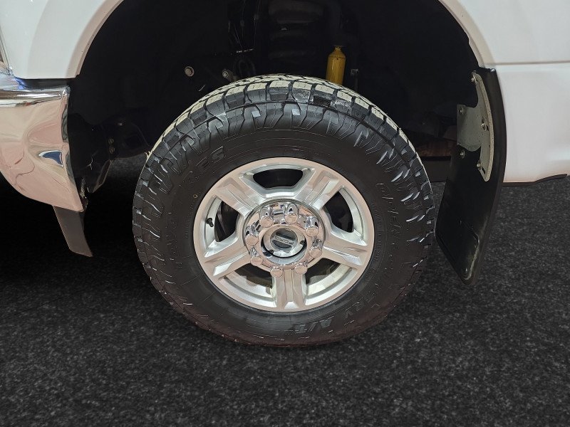 Ford F-350 Super Duty XLT  - Alloy Wheels 1FT8W3B6XHEB72149 139197