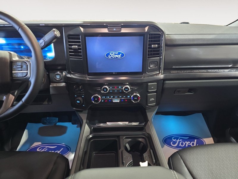 Ford F-350 Super Duty Lariat  - Premium Audio 1FT8W3DT1TEE12345 140922