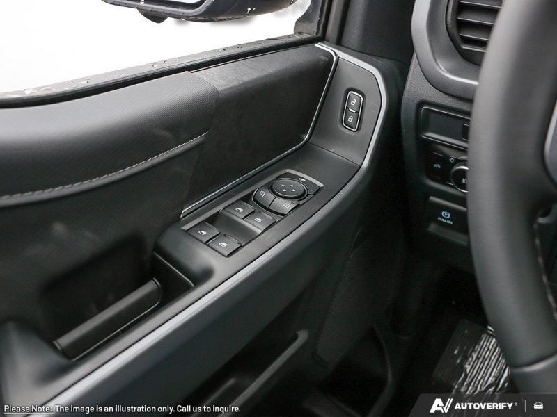 Ford F-150 XLT  - Tailgate Step 1FTFW3L85TKD63155 139023