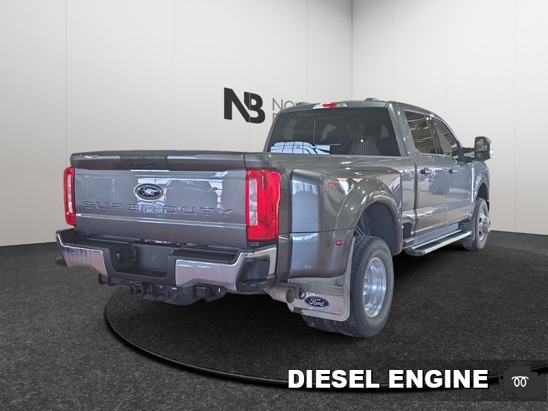 Ford F-350 Super Duty XLT  - Diesel Engine 1FT8W3DT4PEC14848 142171