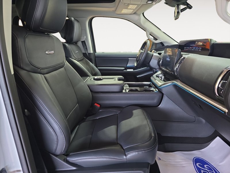 Ford Expedition Platinum  - BlueCruise 1FMJU1M86TEA44165 142917