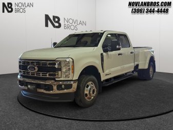 Ford F-350 Super Duty XLT  - Diesel Engine 1FT8W3DTXTEE82975 143755