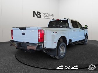 Ford F-350 Super Duty XLT  - Diesel Engine 1FT8W3DTXTEE82975 143760