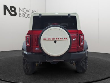 2026 Ford Bronco Outer Banks - Image 4