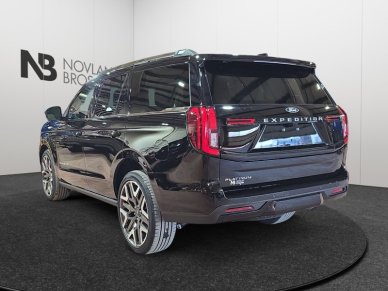 2027 Ford Expedition Platinum - Image 3
