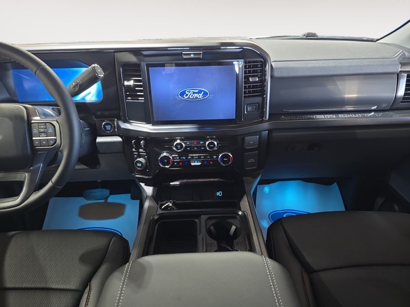 Ford F-350 Super Duty Lariat  - Premium Audio 1FT8W3DT7TEE84151 144115