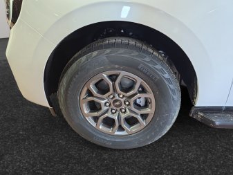 2027 Ford Expedition Active Max  - BlueCruise - Image 12