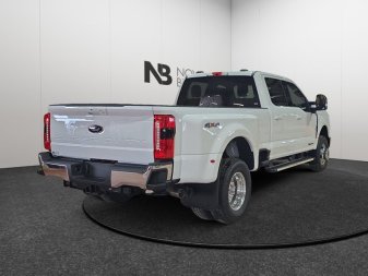 2026 Ford F-350 Super Duty Lariat  - Premium Audio - Image 4