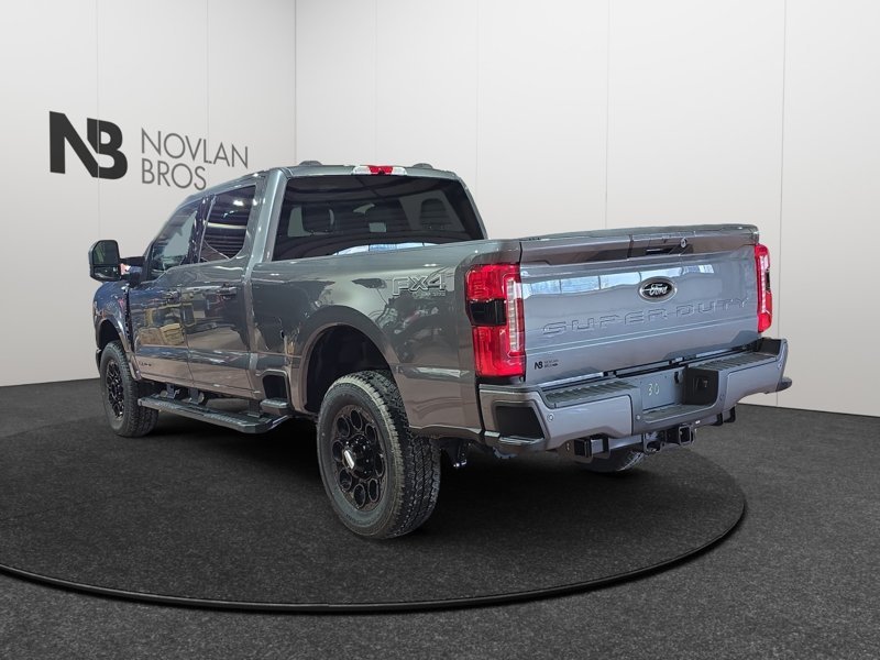 Ford F-350 Super Duty XLT  - Power Stroke 1FT8W3BT1TEE22506 144990
