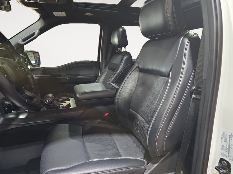 Ford F-150 Lariat  - Sunroof - Heated Seats 1FTFW5L87RFB63973 146696
