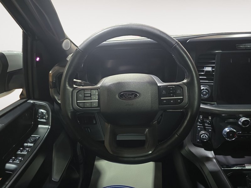 Ford F-150 Lariat  - Sunroof - Heated Seats 1FTFW5L87RFB63973 146699