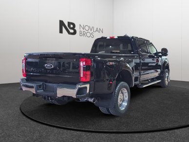 2026 Ford F-450 Super Duty Lariat  - Premium Audio - Image 4