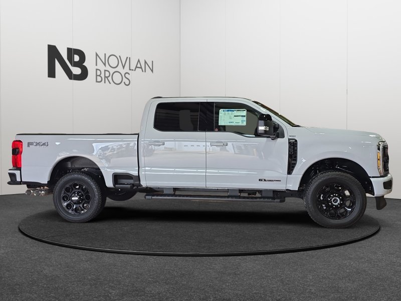 Ford F-350 Super Duty Lariat  - Power Stroke 1FT8W3BT4TEC17388 145668