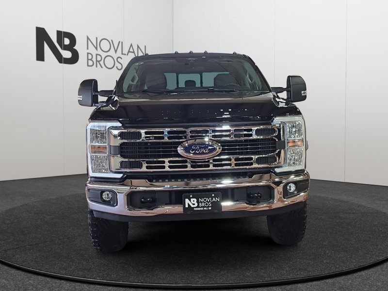 Ford F-350 Super Duty XLT 1FT8W3BN7TEE95543 146114