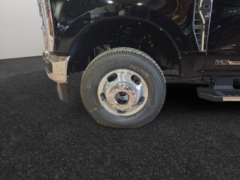 2026 Ford Super Duty F-350 Lariat  - Premium Audio - Image 13