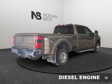 2023 Ford F-350 Super Duty Lariat  - Diesel Engine - Image 4