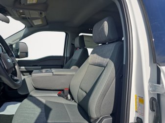 2026 Ford F-350 Super Duty XLT  - Dually - Image 8