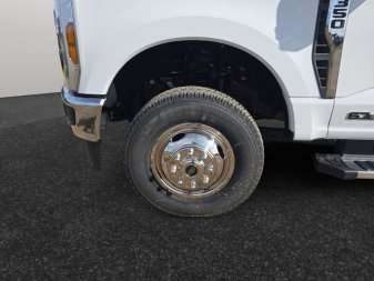 2026 Ford F-350 Super Duty XLT  - Dually - Image 14