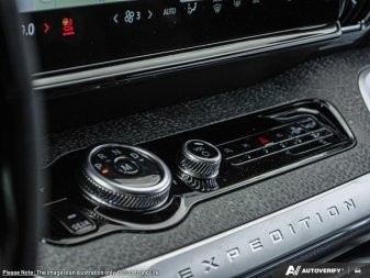 2026 Ford Expedition Tremor - Image 16