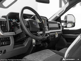 2026 Ford Super Duty F-550 DRW XLT - Image 9