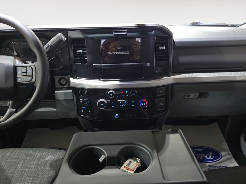 Ford F-350 Super Duty XLT 1FT8W3BN9VEC16516 148325
