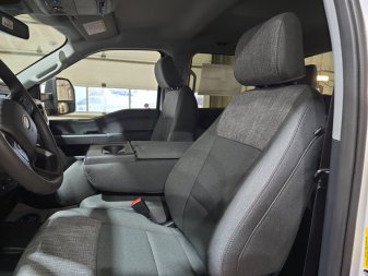 Ford F-350 Super Duty XLT 1FT8W3BN9VEC16516 148323