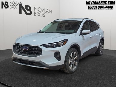 2025 Ford Escape Platinum  - Heated Seats - Alloy Wheels - Image 0