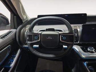 2026 Ford Expedition Platinum Max - Image 11