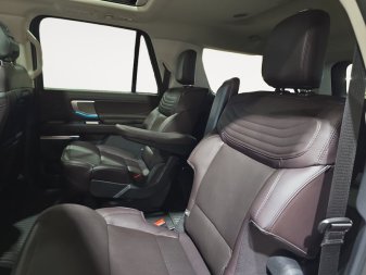 2026 Ford Expedition Platinum Max - Image 12