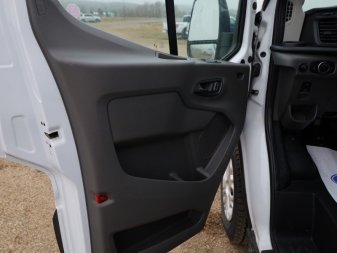 2023 Ford E-Transit Cargo Van BASE  - Sync 4 - Image 6