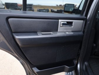 2017 Ford Expedition XLT  - Heated Seats - Navigation - Image 8