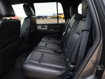 2017 Ford Expedition XLT  - Heated Seats - Navigation - Image 9
