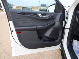 2023 Ford Escape ST-Line Elite  - Leather Seats - Image 6