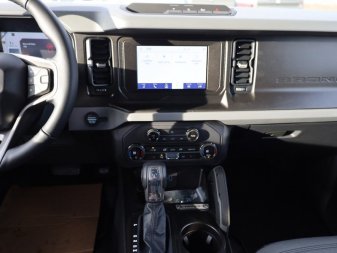 2023 Ford Bronco Big Bend  - Heated Seats - Image 12