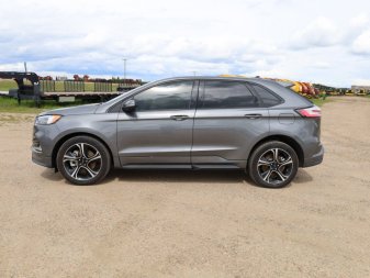 2022 Ford Edge ST  - Heated Seats - Sunroof - Navigation - Image 5